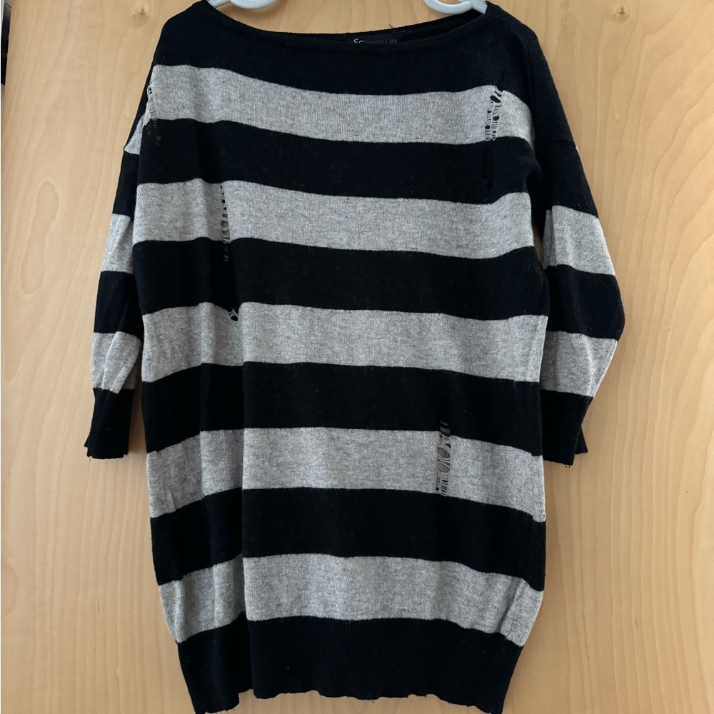 Long striped boatneck 3/4 length sleeved striped sweater with rips